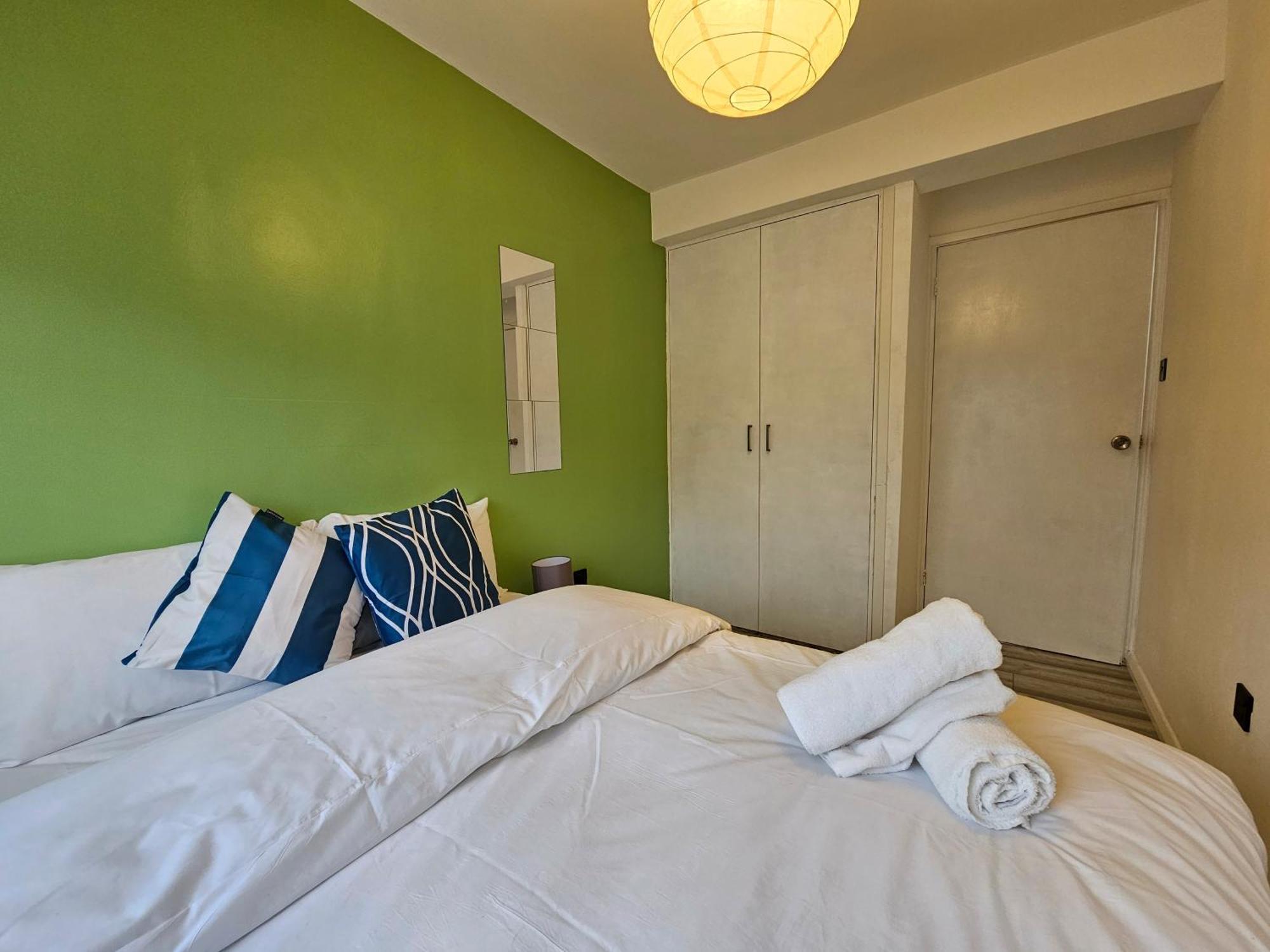 London Mile End Rooms Exterior foto