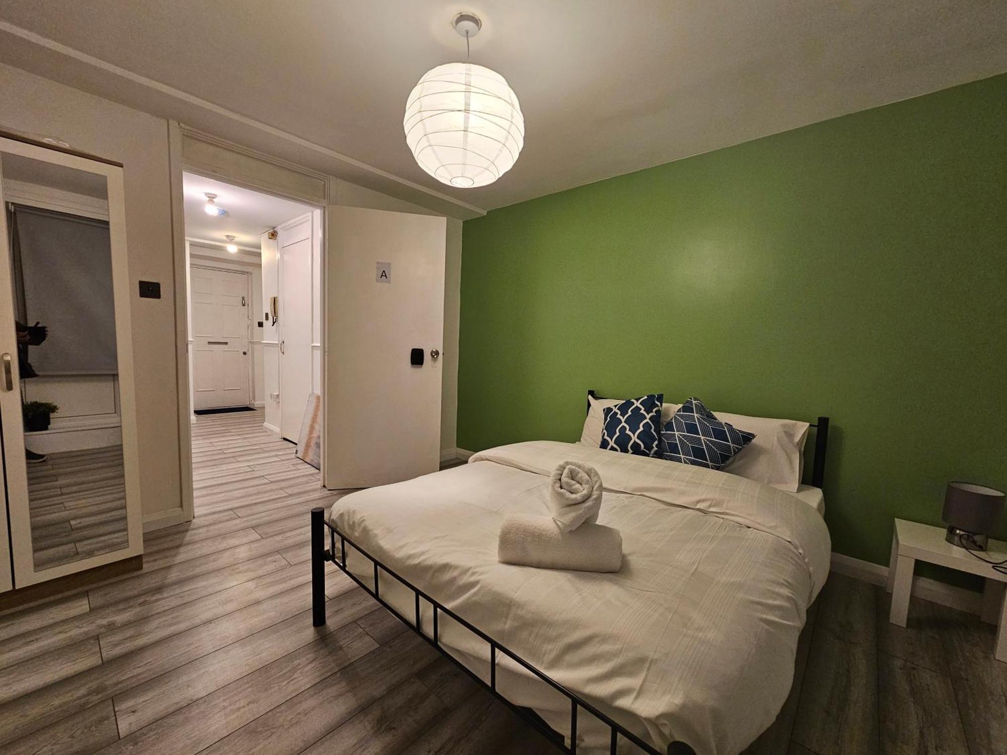 London Mile End Rooms Exterior foto